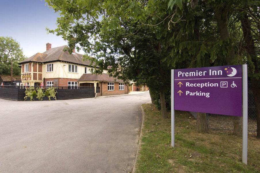 Premier Inn Lymington Extérieur photo